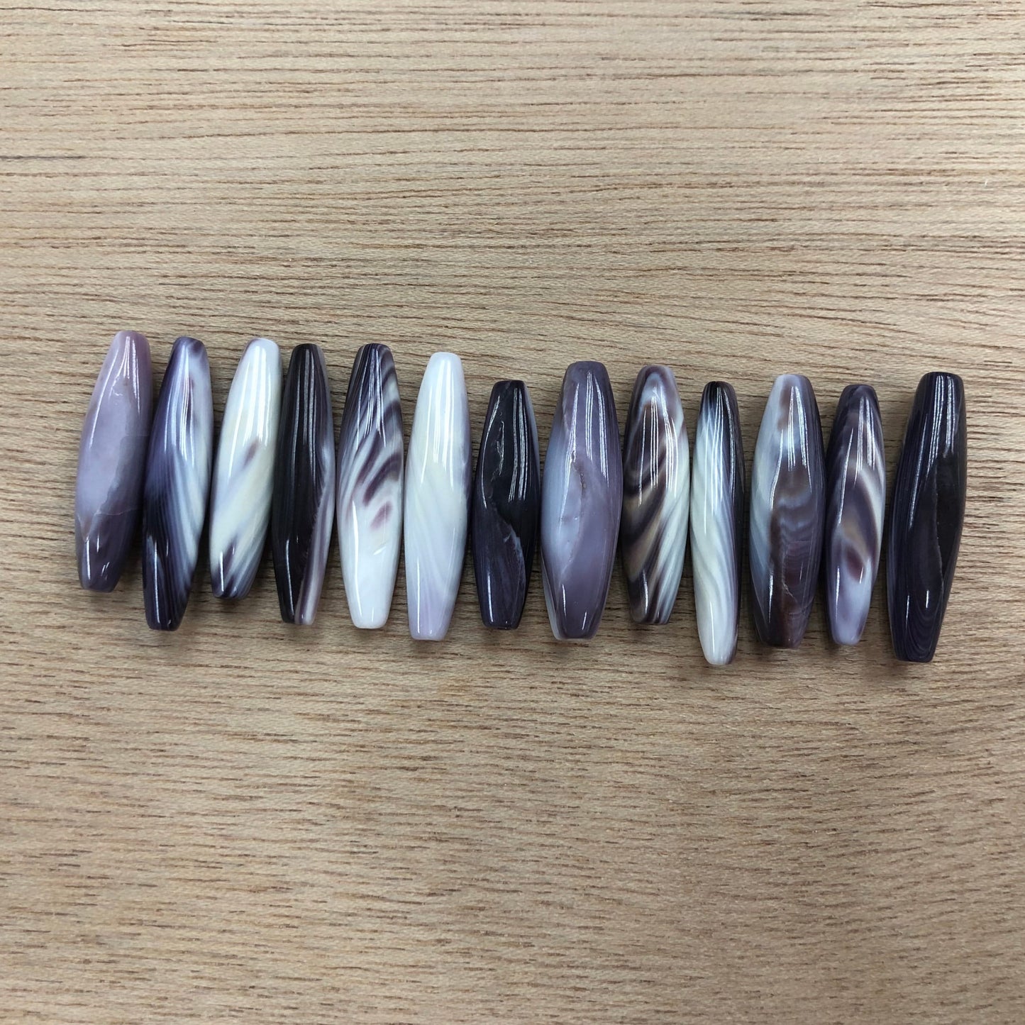 Natural Wampum Quahog Shell Hairpipe Beads Free size (Wholesale 100pcs)